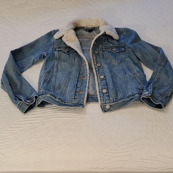 Gap Ladies Denim Jacket XS - Picture 2 of 6
